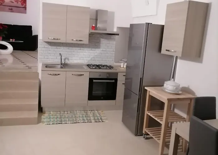 Lips House Apartment