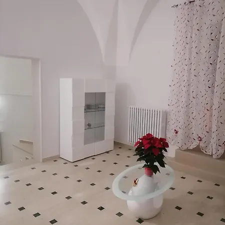 Lips House グラヴィーナ・イン・プーリア